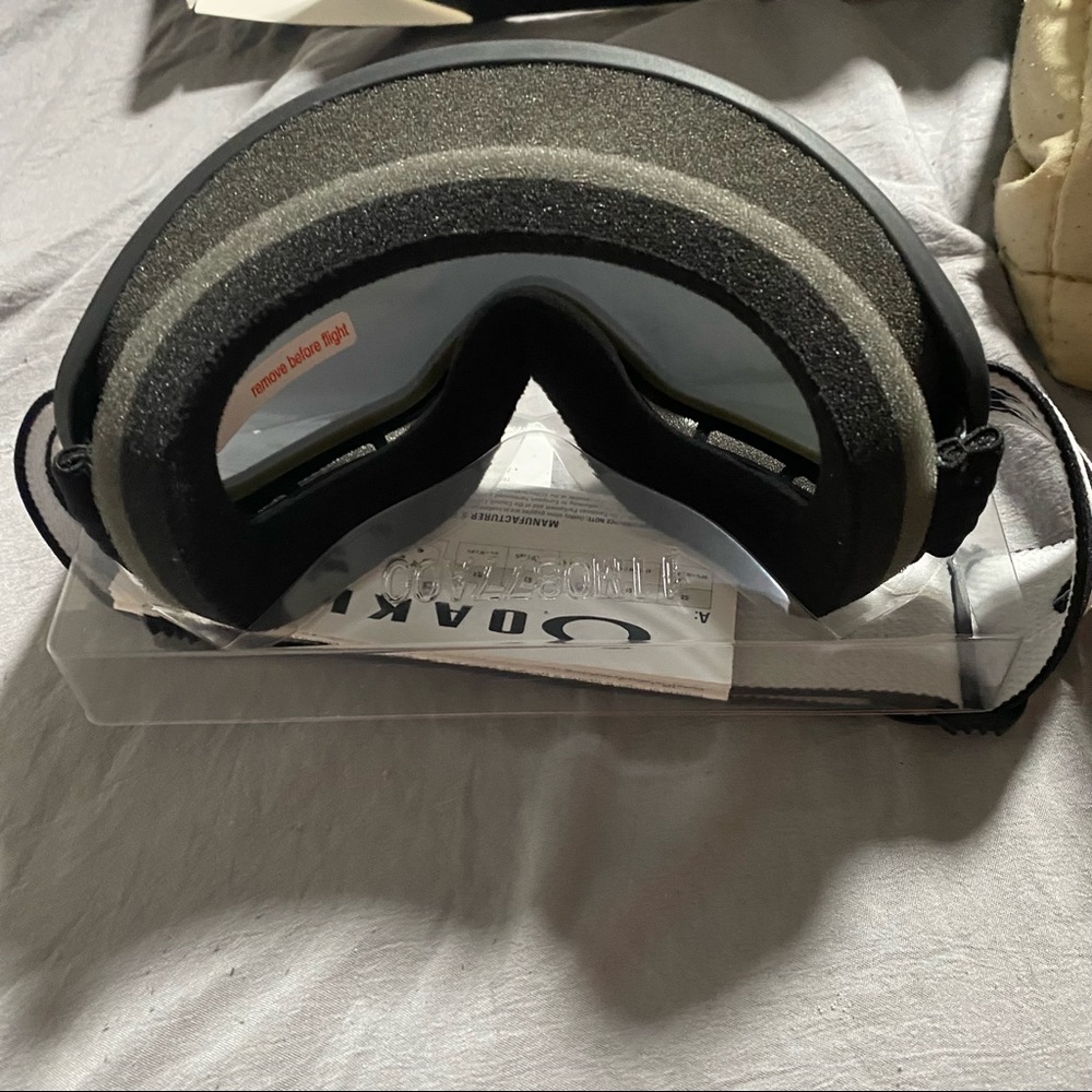 New goggles - Picture 3 of 5